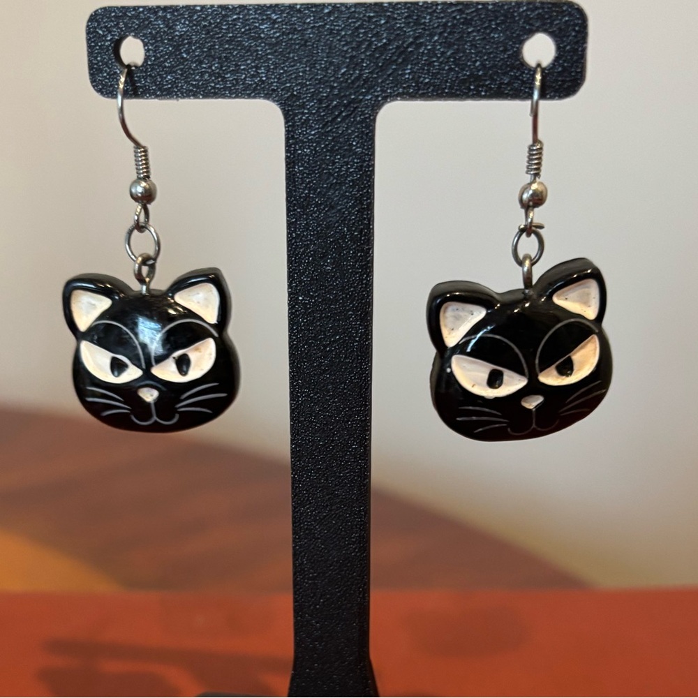 ⭐️ 5 For $25 Black Cat Dangle Earrings